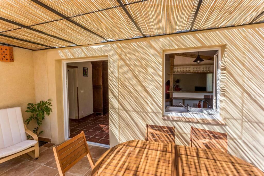 Villa L'Arbre à soleil Aigues-Vives  Exterior foto
