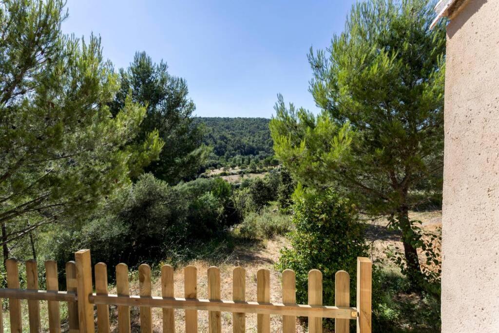 Villa L'Arbre à soleil Aigues-Vives  Exterior foto